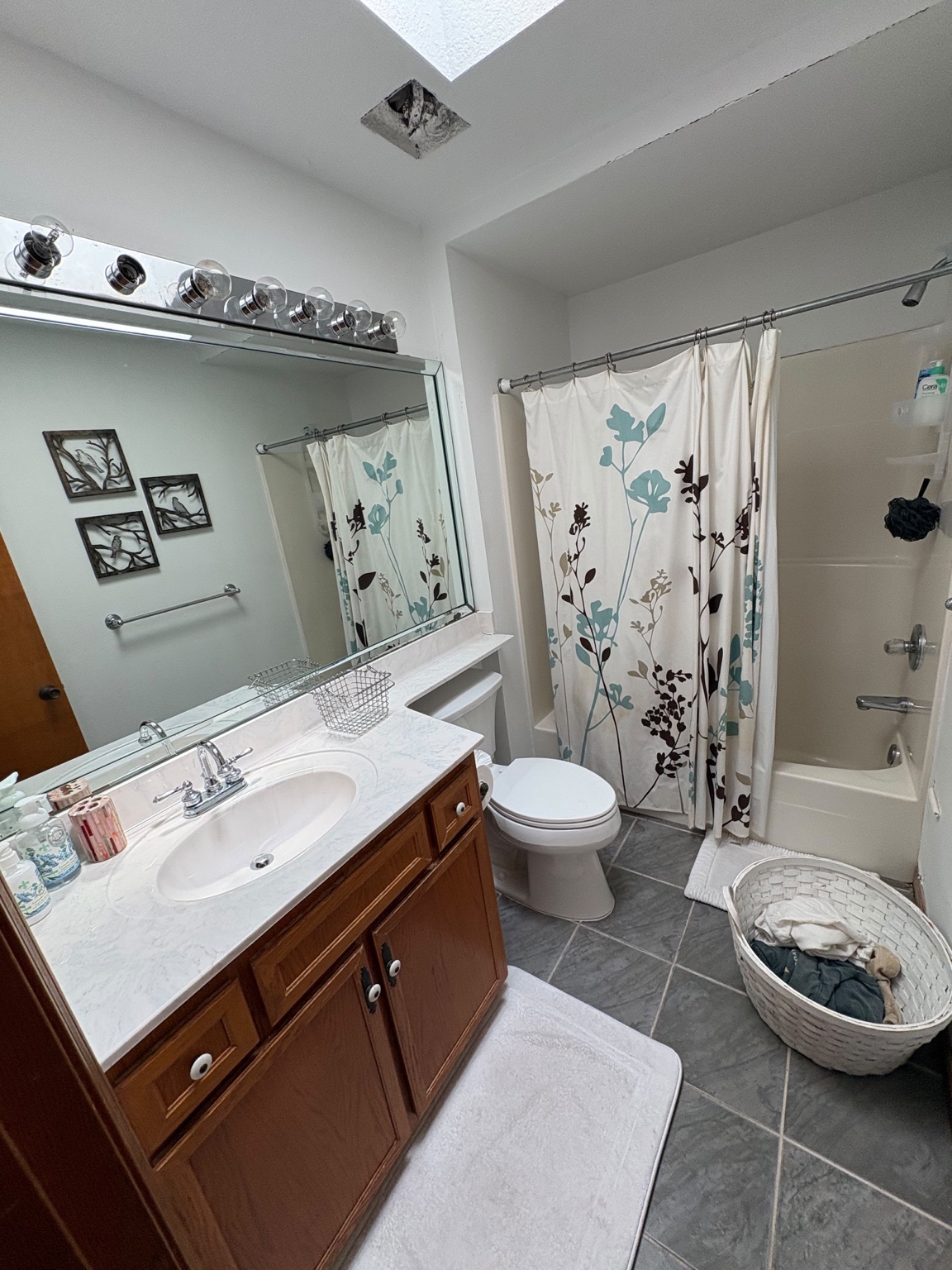 Bathroom after cleaning