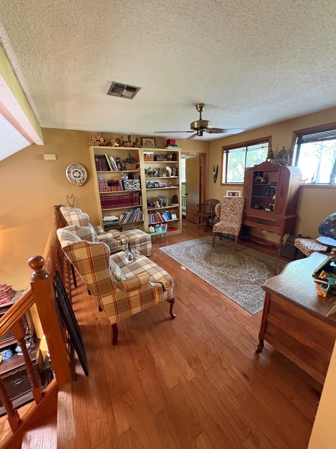 Living room after cleaning